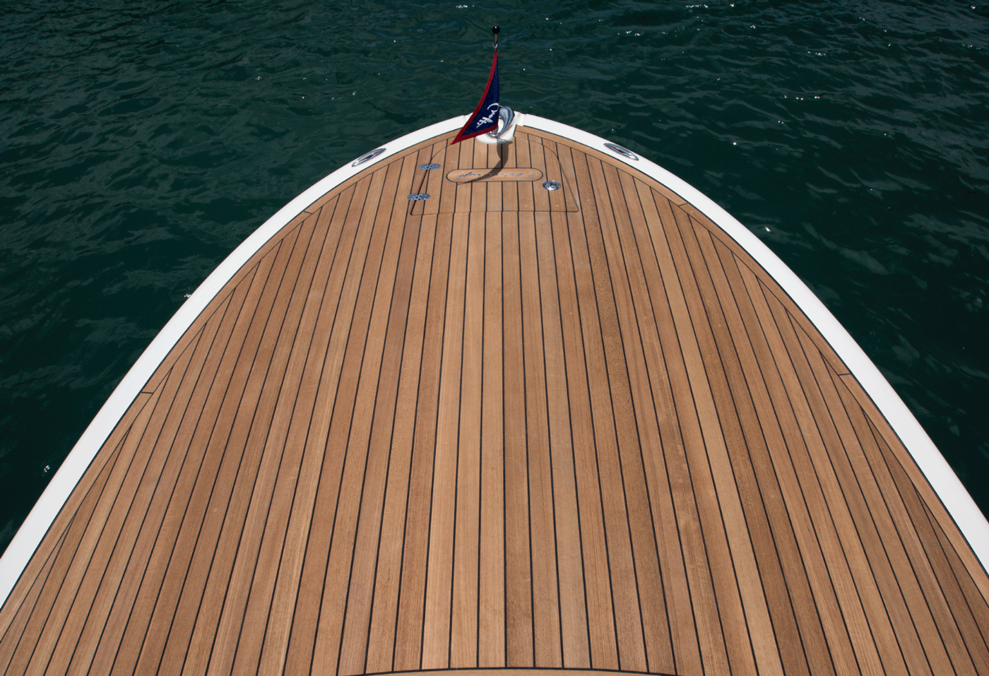 Chris-Craft's woodwork is renowned in the boating business, and for good reason. The foredeck on the Capri 25 is smothered in gorgeous teak. 