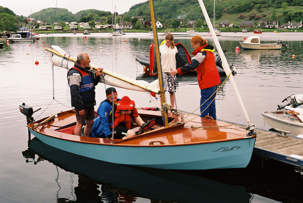 25 Best Beginner Sailing Dinghies